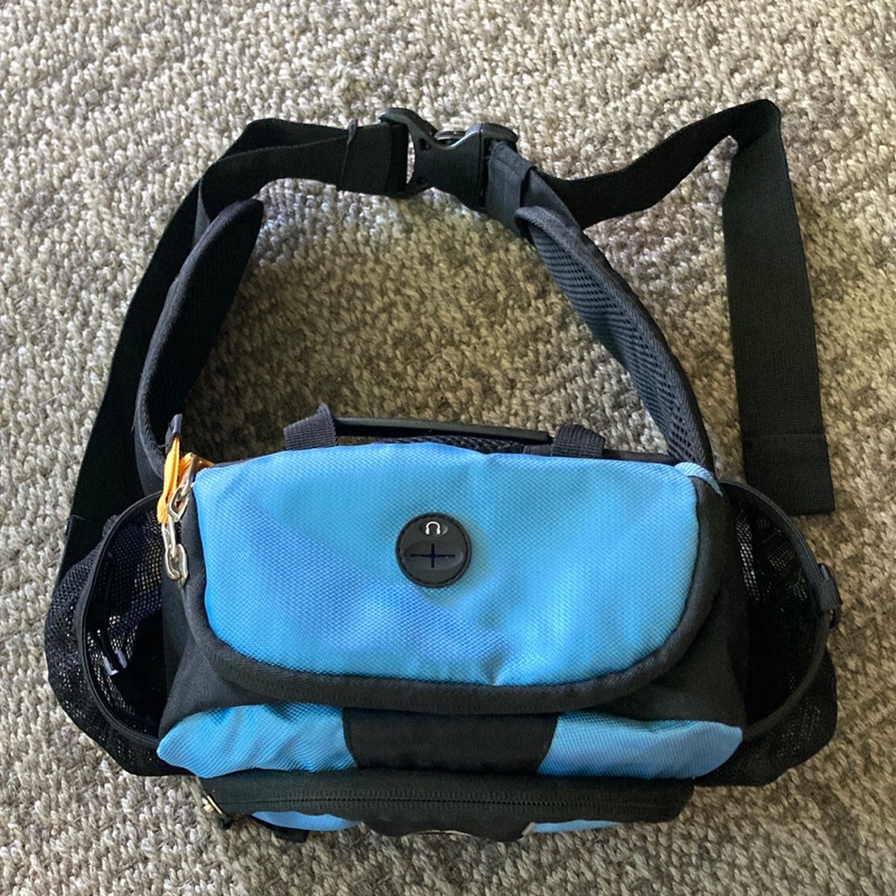 EUC Eddie Bauer Hydration Waist Pack